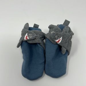 Robeez. Boy soft slippers. Shark. NWOT. 3-6 months.